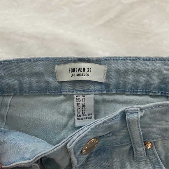 F21 High Waisted Light Denim Shorts - Picture 2 of 3